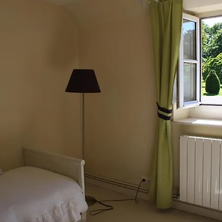 Dans Propriete Wierre-au-Bois